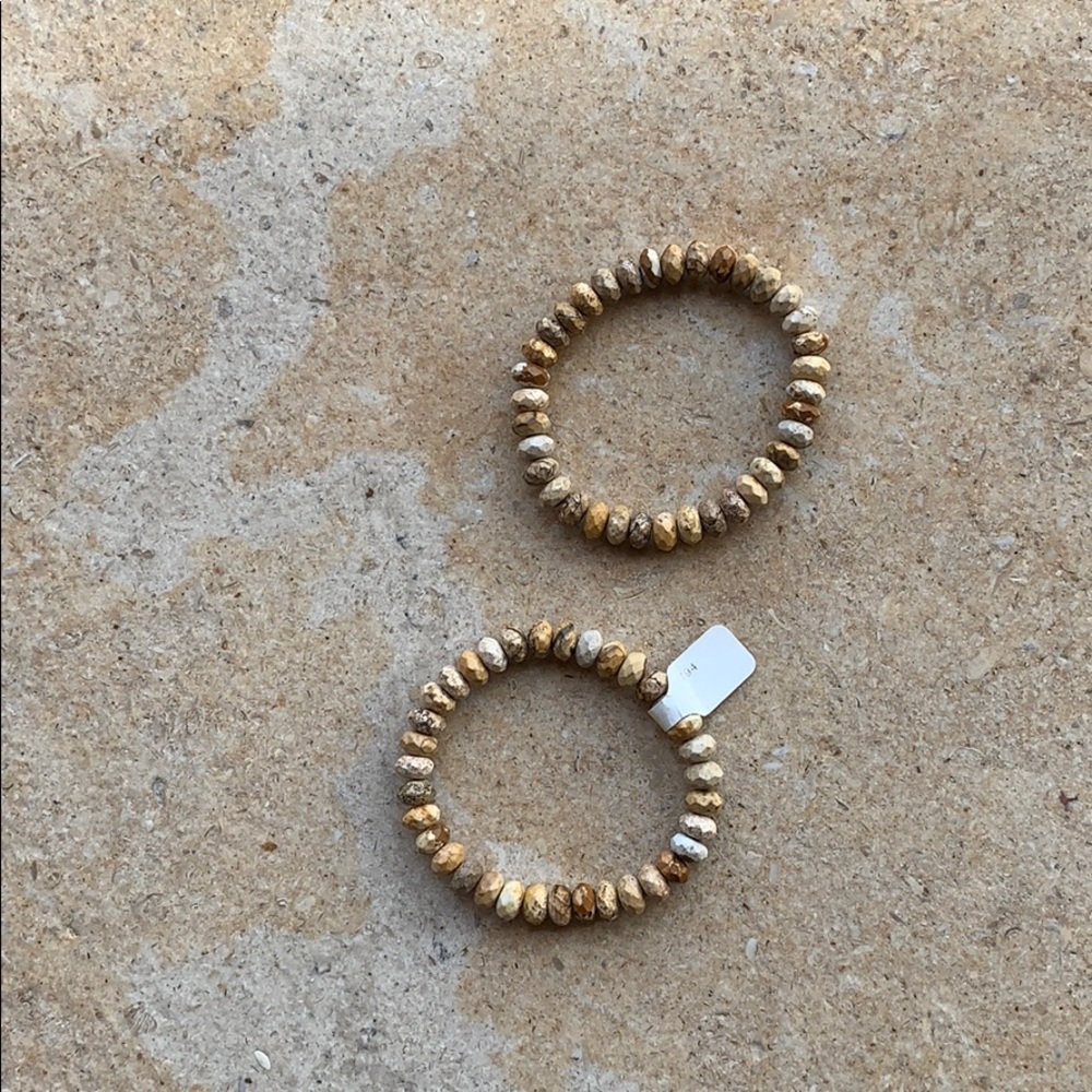 Pair of stretch bracelets